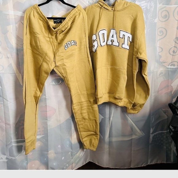 Goat Hoodie Sweat Suit Varsity Style - Picture 2 of 2